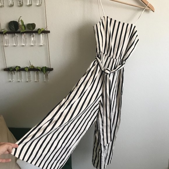 alice + olivia Black and White Striped Jumpsuit Spaghetti Strap Summer Romper 0 - Picture 1 of 12